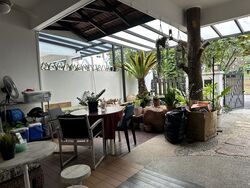 Parry Avenue (D19), Terrace #547006921